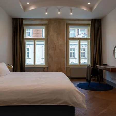 Luxury Old Town Apt, Parking アパート プラハ