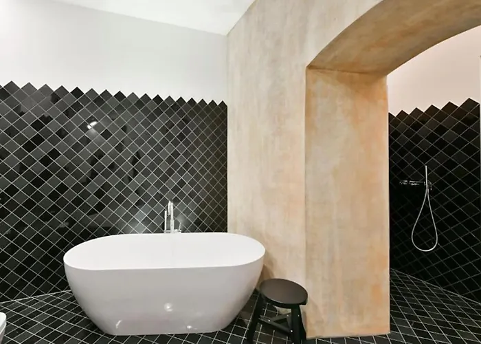 Luxury Old Town Apt, Parking Апартаменты *