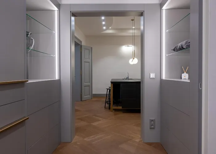 Апартаменты Luxury Old Town Apt, Parking *