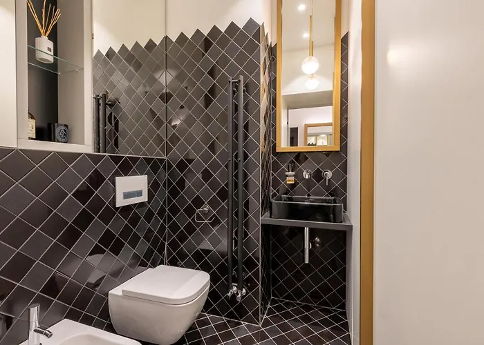 Luxury Old Town Apt, Parking *
